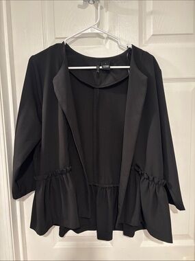 Black Open Front Ruffled Hem blazer